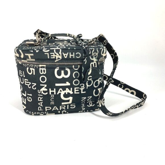 CHANEL Black Bag - Picture 1 of 16